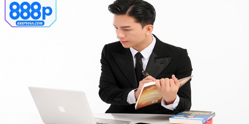 Thái Sơn luôn biết cách quản lý tài chính đảm bảo các hoạt động chi tiêu 